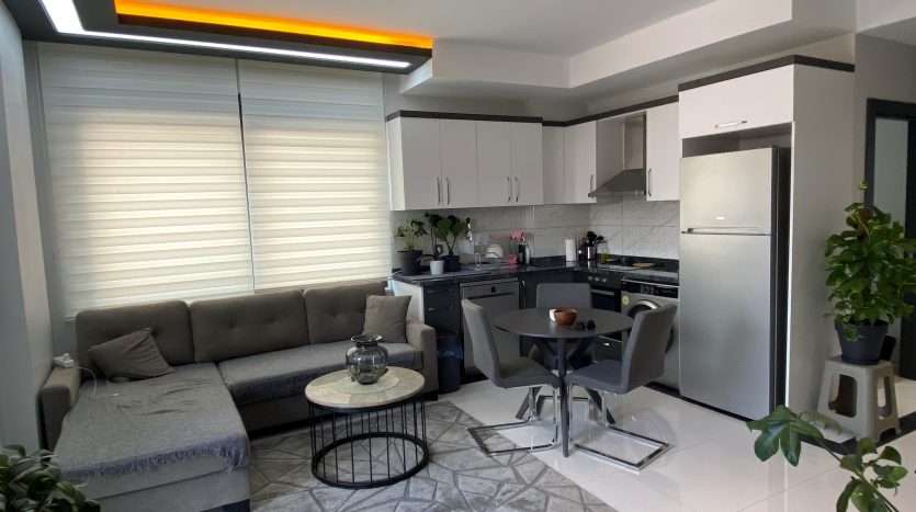 1 Bedroom fully furnished apartment in full facilities complex Alanya-Oba