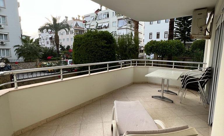 2+1 Apartment in Alanya Center , 500m to the Beach20.
