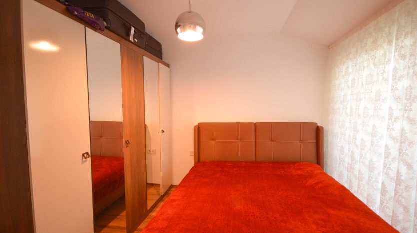2+1 Duplex apartment in Kestel 300 m to the beach