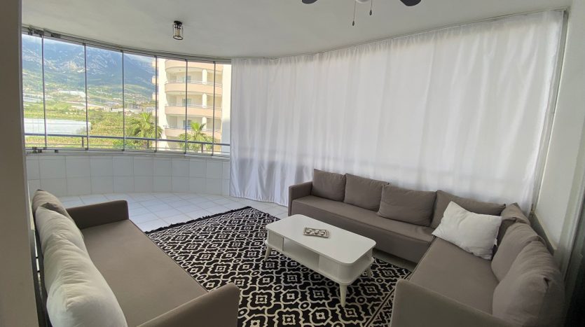 2+1 sea view Apartment in Alanya Mahmutlar