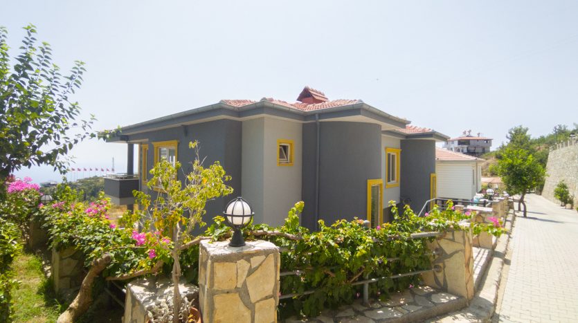 3 Bedrooms villa suitable for citizenship Alanya-Bektaş