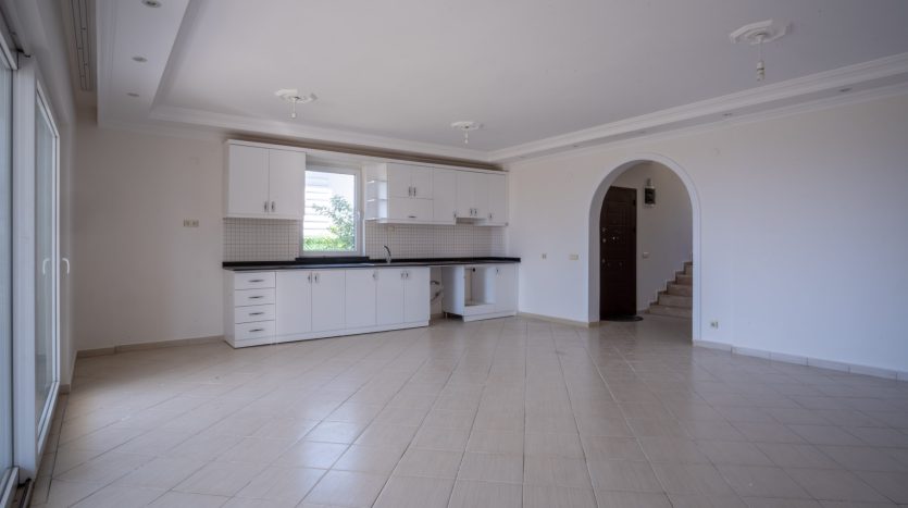 3 Bedrooms villa suitable for citizenship Alanya-Bektaş