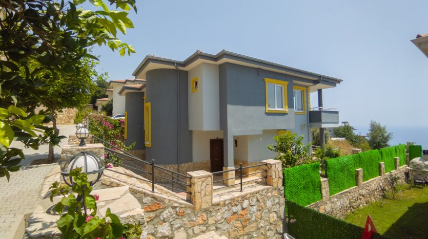 3 Bedrooms villa suitable for citizenship Alanya-Bektaş