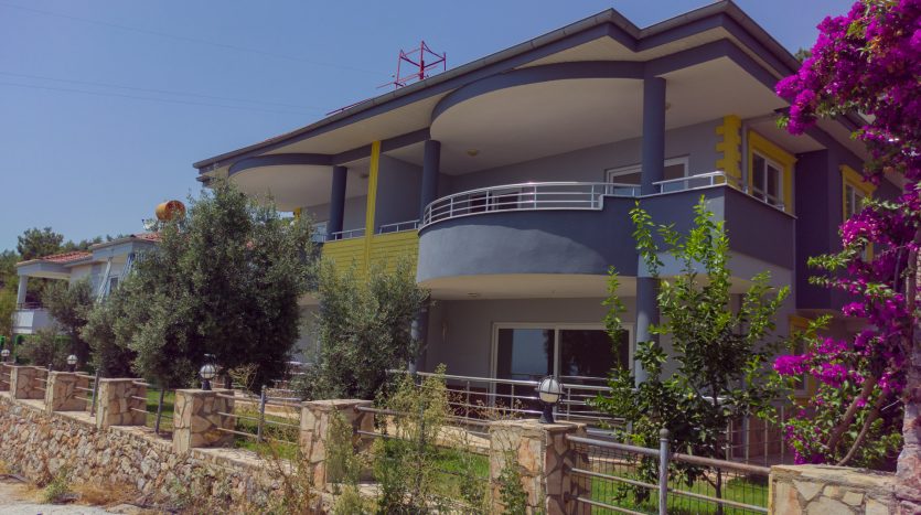 3 Bedrooms villa suitable for citizenship Alanya-Bektaş