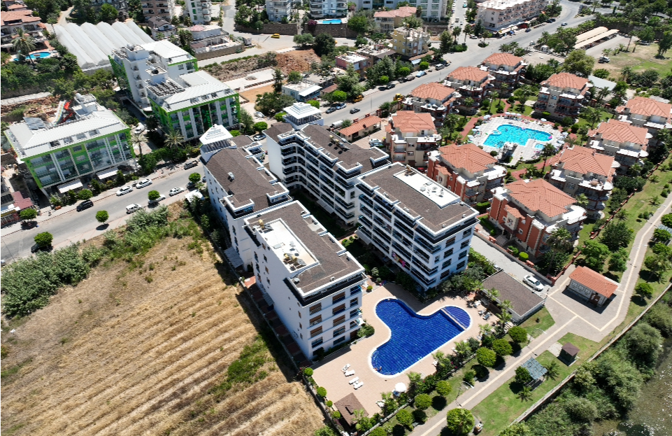 A unique 2 bedrooms furnished duplex 300m from the Kestel beach