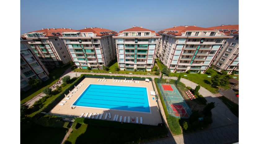 4+1Flats For Sale Buyukcekmece