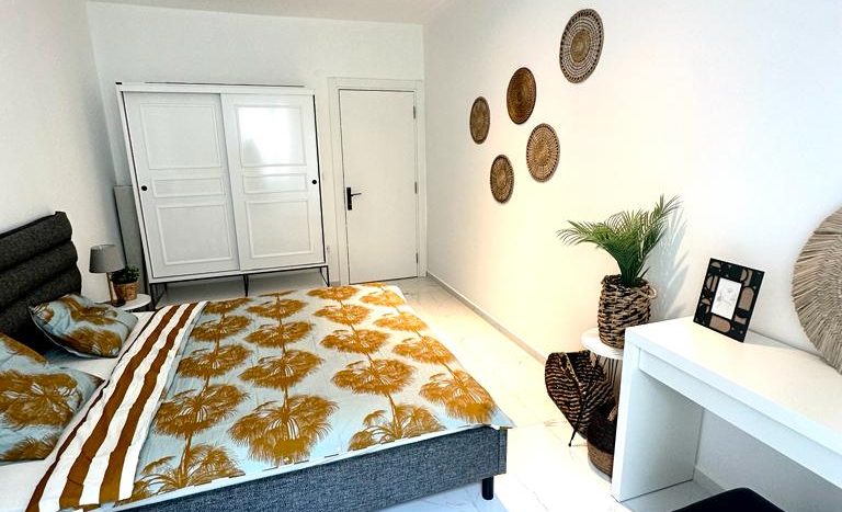 Modern design 2 bedrooms apartment in Center of Alanya