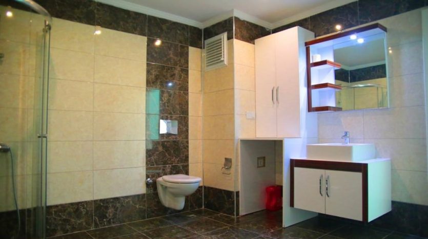 Spacious 5+1 Penthouse in full facilities residence Oba