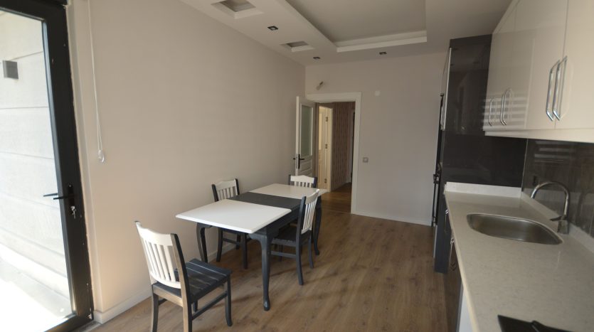 Spacious full furnished 3+1 for sale Alanya Oba