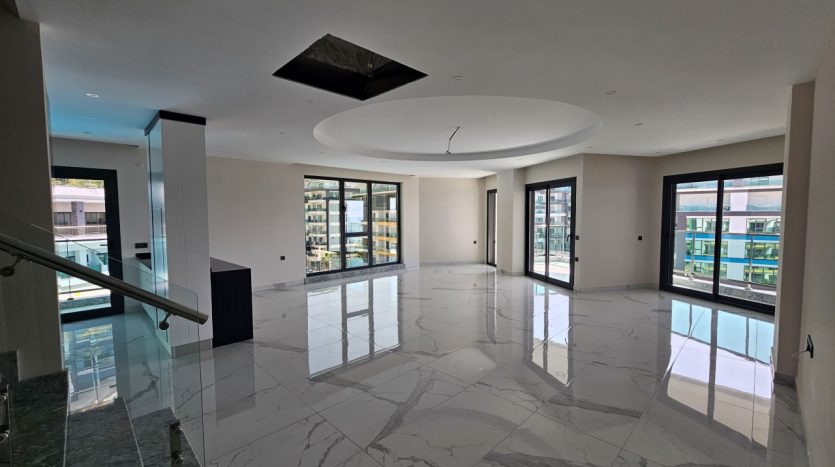 3-bedrooms-apartment-in-full-facilities-residence-zero-to-sea-alanya-kargicak