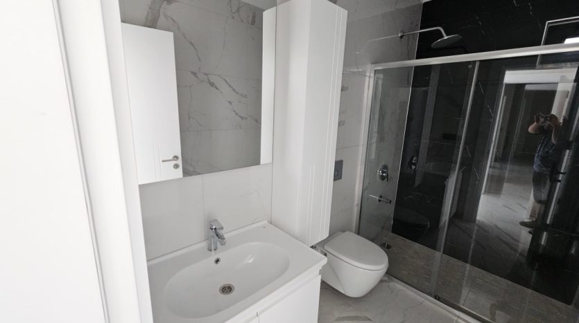 3-bedrooms-apartment-in-full-facilities-residence-zero-to-sea-alanya-kargicak