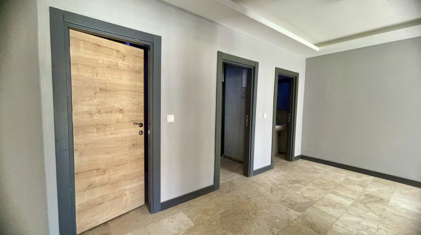 well-designed-11-duplex-apartment-with-private-garden-for-turkish-residential-permit-2