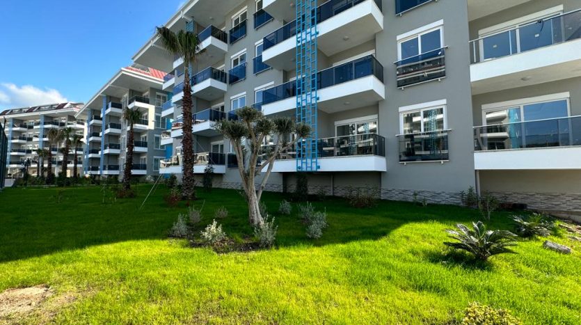 11-apartment-in-full-social-activities-residence-only-500-distance-to-the-beach