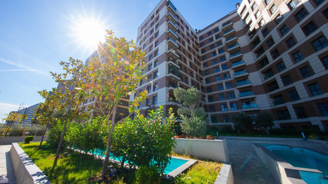 11-flat-units-in-basin-express-bagcilar-istanbul