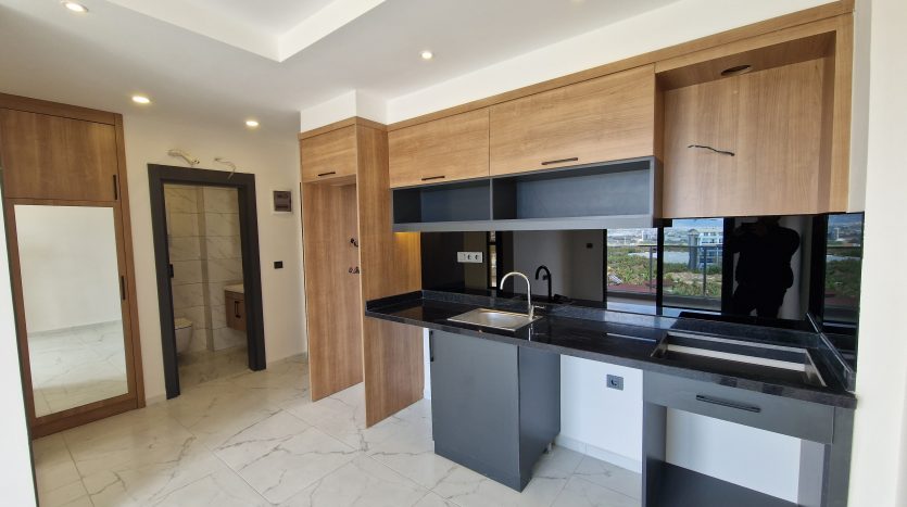 11-apartment-with-an-amazing-sea-view-in-a-full-activities-complex-in-mahmutlar