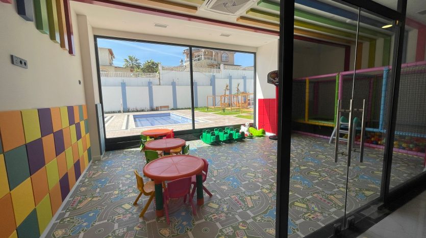 11-apartment-with-an-amazing-sea-view-in-a-full-activities-complex-in-mahmutlar