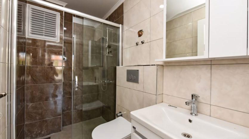 11-apartment-60-m-distance-to-the-beach-center-of-alanya