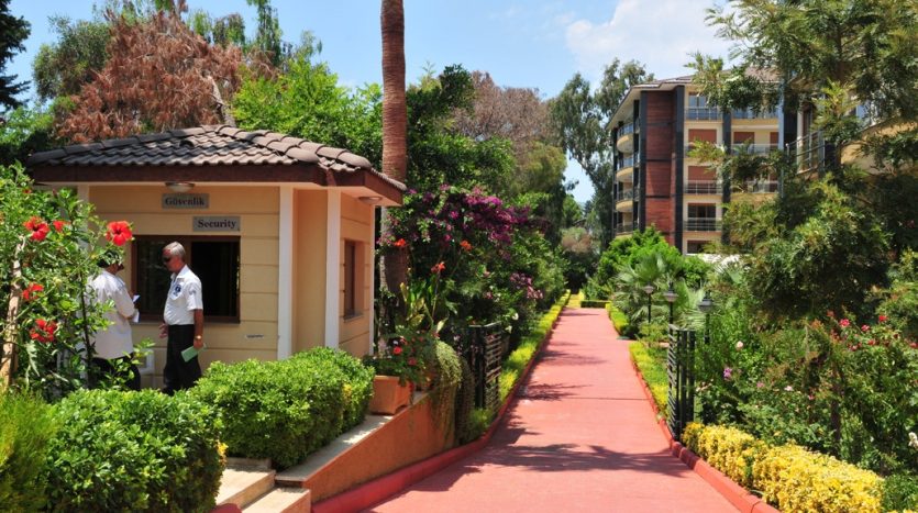 Full furnished 1+1 unit, zero to the sea, Center of Alanya