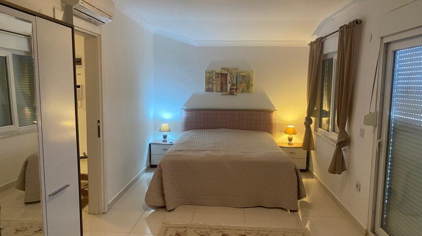 spacious-31-penthouse-100m-to-the-beach-in-kestel-alanya