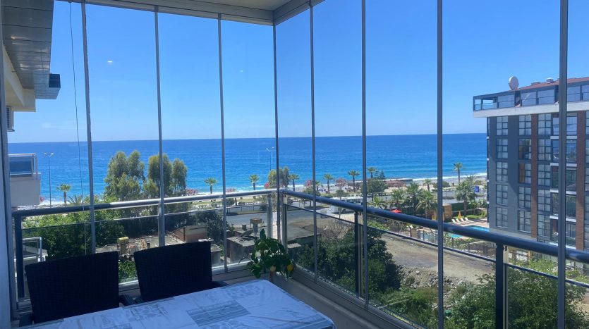 spacious-31-penthouse-100m-to-the-beach-in-kestel-alanya