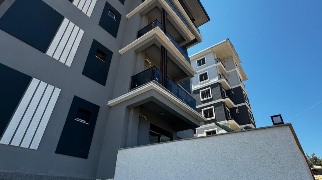 spacious-21-roof-duplex-in-avsallar-comfortable-living-with-full-facilities
