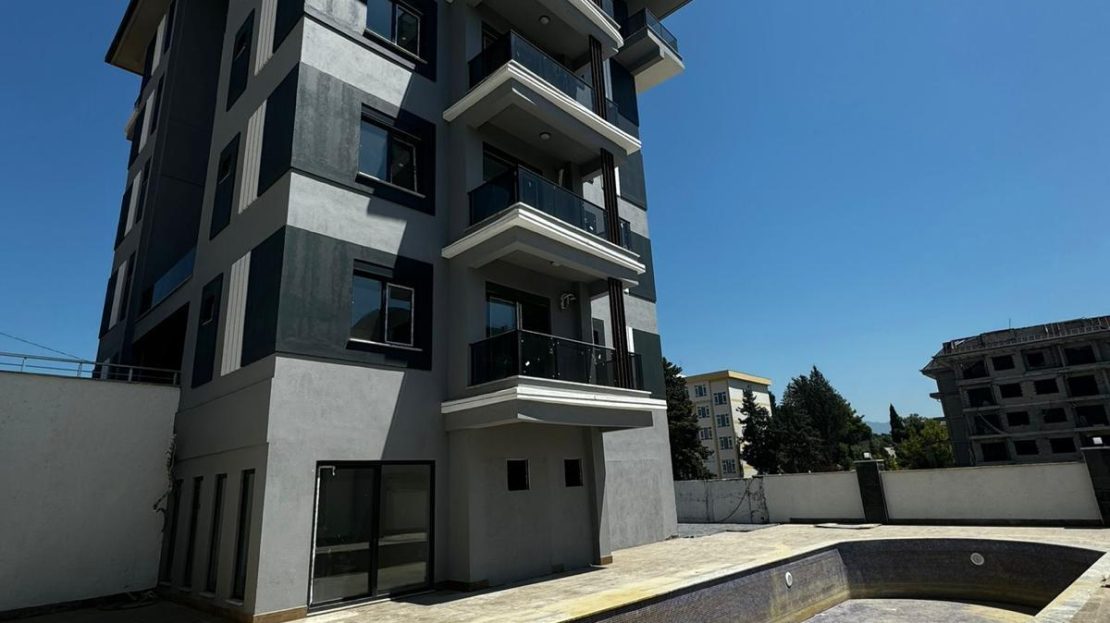 spacious-21-roof-duplex-in-avsallar-comfortable-living-with-full-facilities