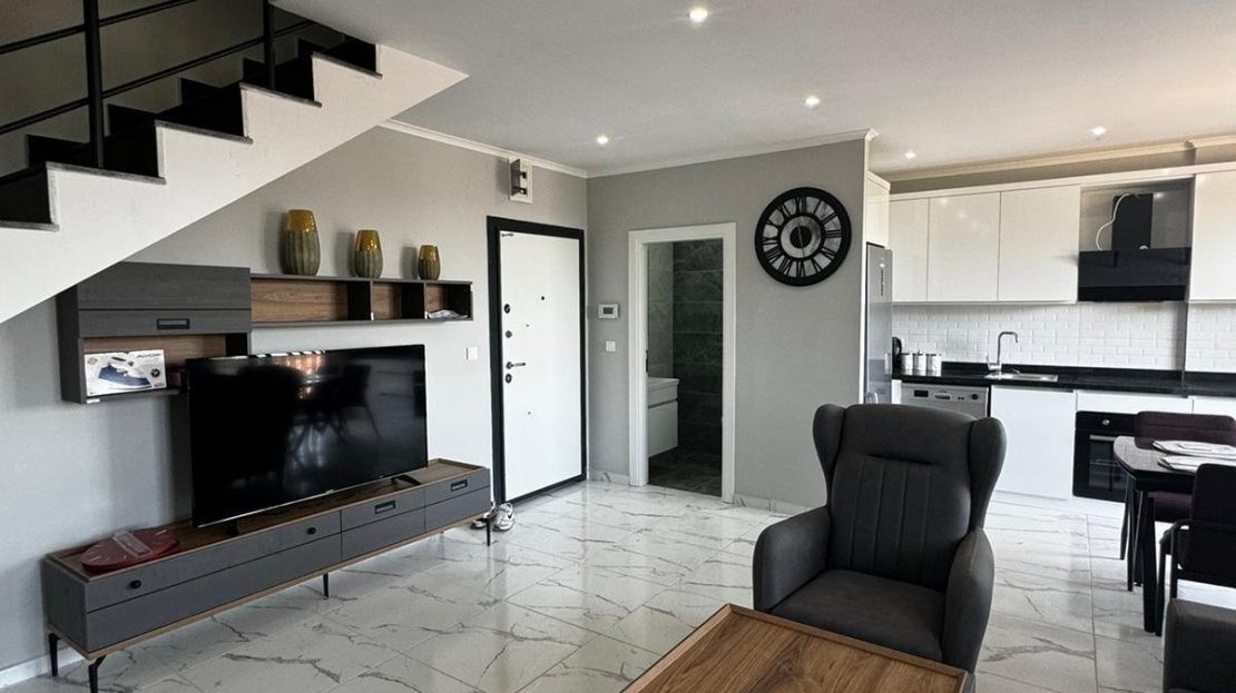 spacious-21-roof-duplex-in-avsallar-comfortable-living-with-full-facilities