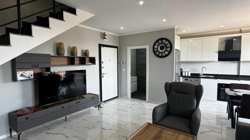 spacious-21-roof-duplex-in-avsallar-comfortable-living-with-full-facilities