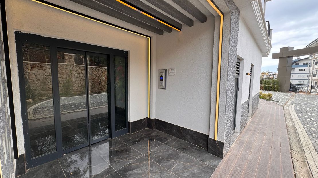 spacious-11-apartment-for-sale-in-oba-alanya