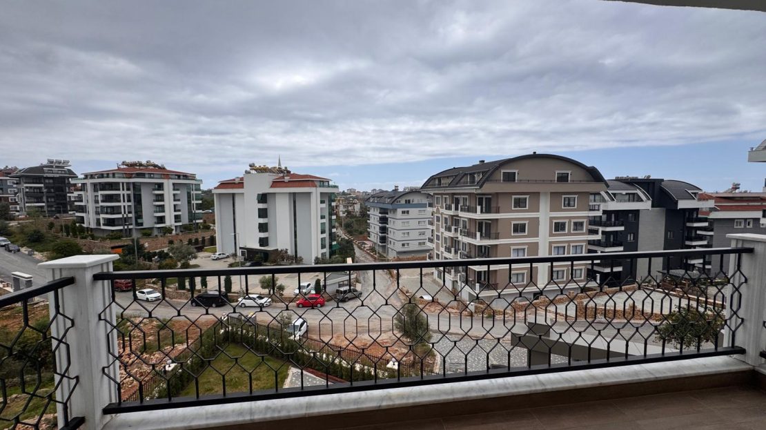 spacious-11-apartment-for-sale-in-oba-alanya