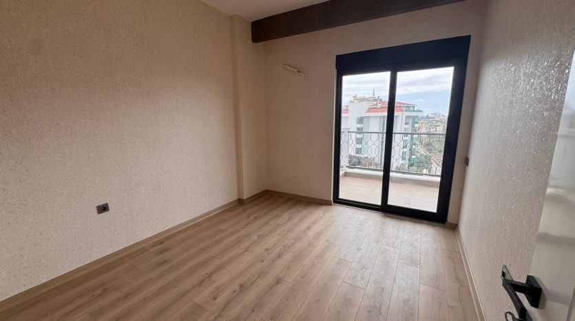 spacious-11-apartment-for-sale-in-oba-alanya